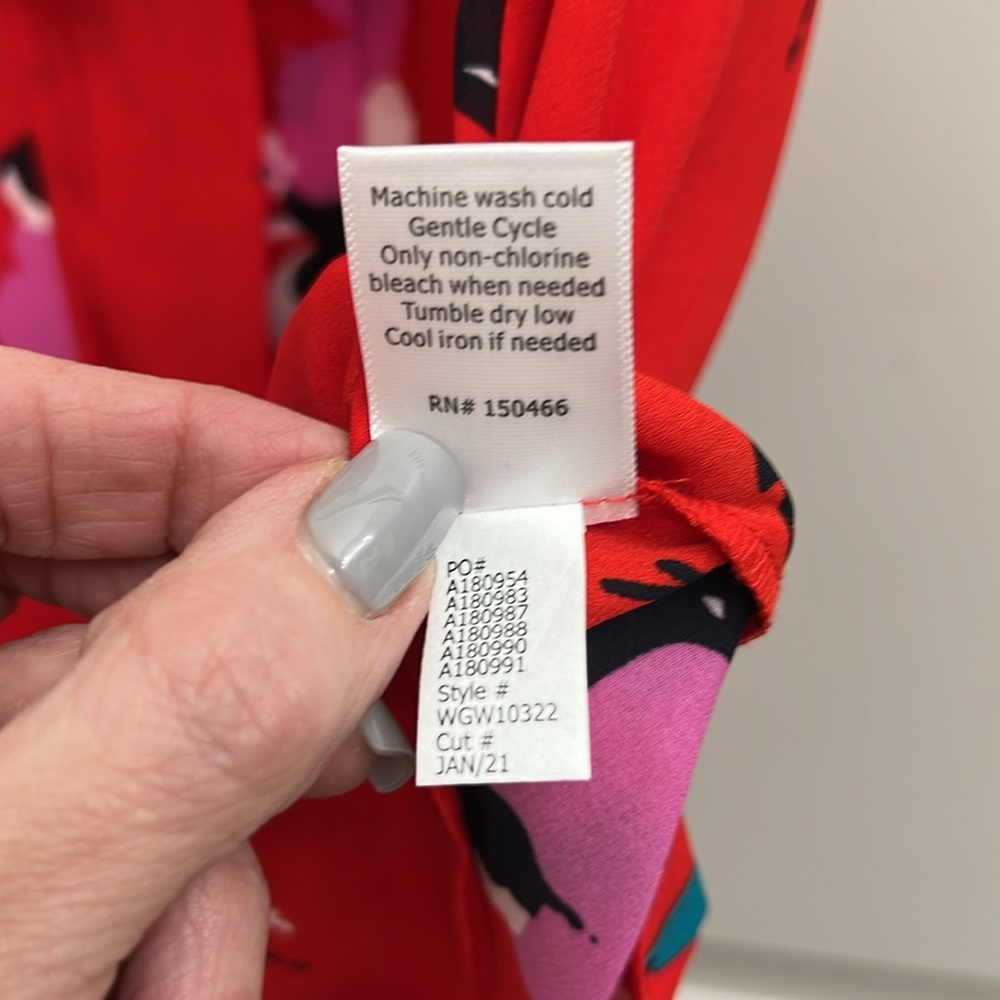 Hawthorn Sleeveless Blouse - Picture 6 of 14